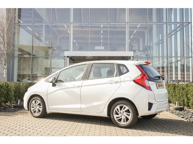 Honda Jazz 1.3i VTEC COMFORT 2017 Benzine 29