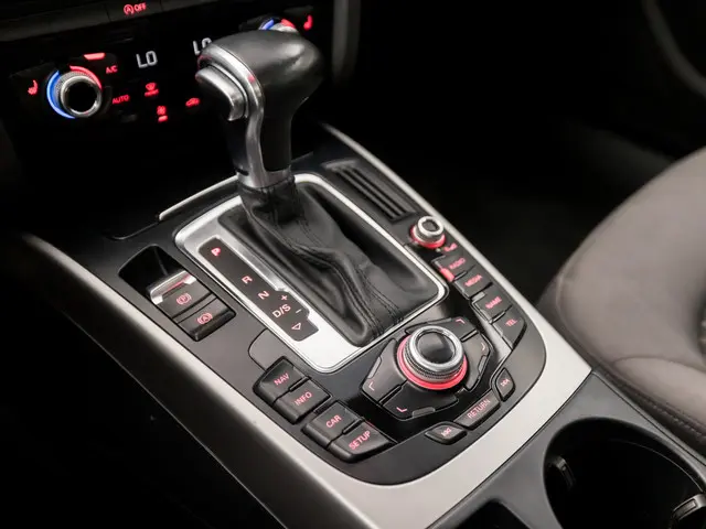 Audi A4 Avant 1.8 TFSI Sport Edition 2014 Benzine 12