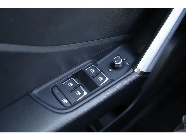 Audi Q2 30 TFSI Sport Pro Line 2019 Benzine 26