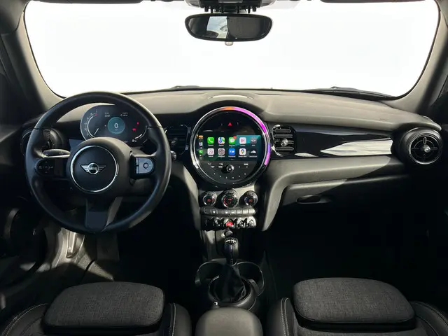 MINI Cooper 1.5 Business Edition 2021 Benzine 4