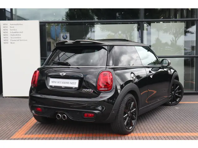 MINI 3-Deurs 2