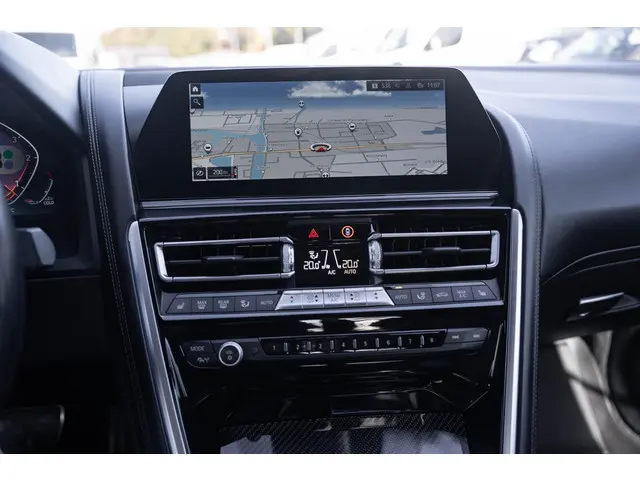 BMW 8 Serie 840d xDrive High Executive 2020 Diesel 51