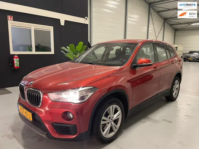 BMW X1 SDrive18i 2019 Benzine