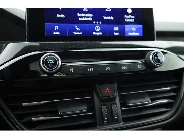 Ford Kuga 2.5 MHEV ST-Line 190pk 2022 Hybride Benzine 23