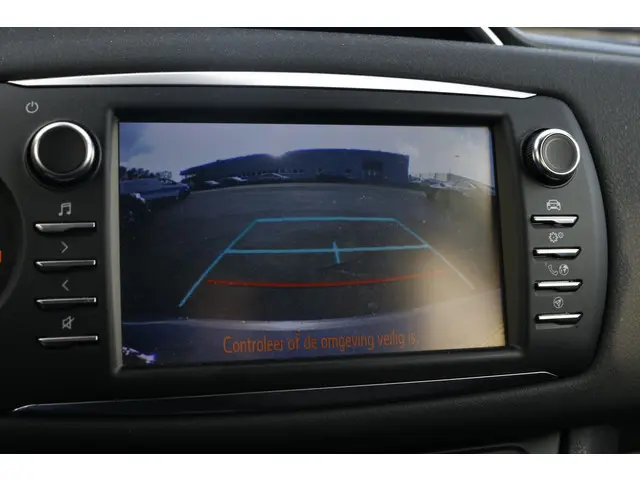 Toyota Yaris 1.5 Hybrid Premium 2017 Hybride Benzine 20