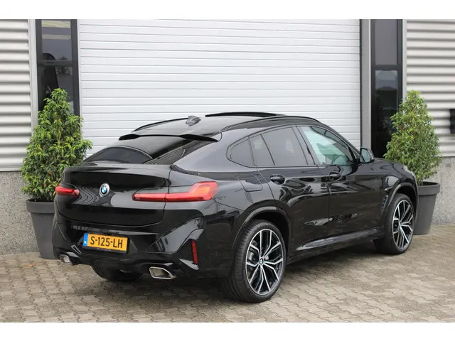 BMW X4 xDrive20i m Sport 2022 Benzine 5
