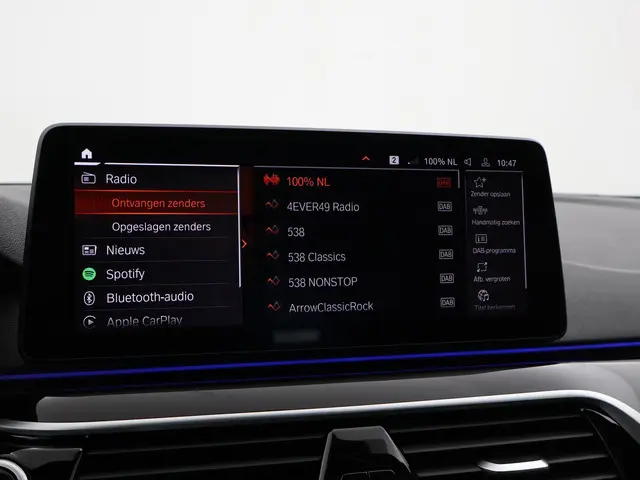 BMW 5 Serie 540i M-SPORT 2022 Benzine 66