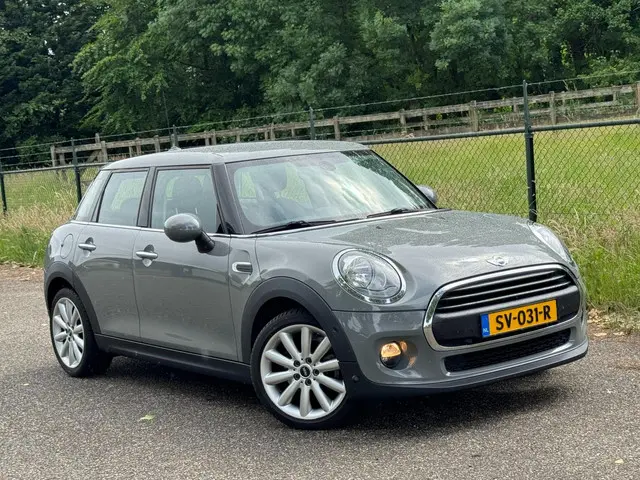 MINI Cooper Mini 1.5 D Pepper /Diesel/Navi/ 2017 Diesel