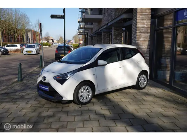 Toyota Aygo 1.0 VVT-i x-joy|CAMERA|LED|2021|NAP 2021 Benzine 8