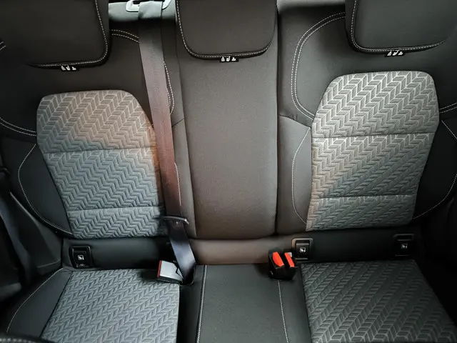 Renault Clio 1.0 TCe 90 Evolution 2023 Benzine 32