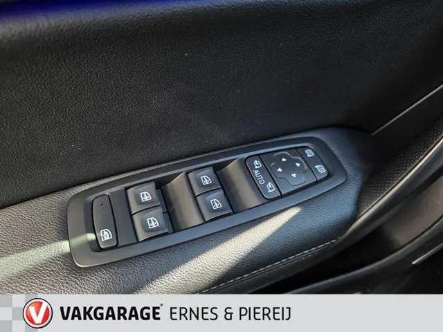 Renault Mégane Estate 1.2 TCe Limited 2017 Benzine 17