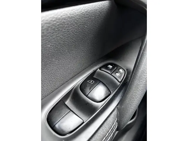 Nissan QASHQAI 1.2 N-Connecta 2017 Benzine 18