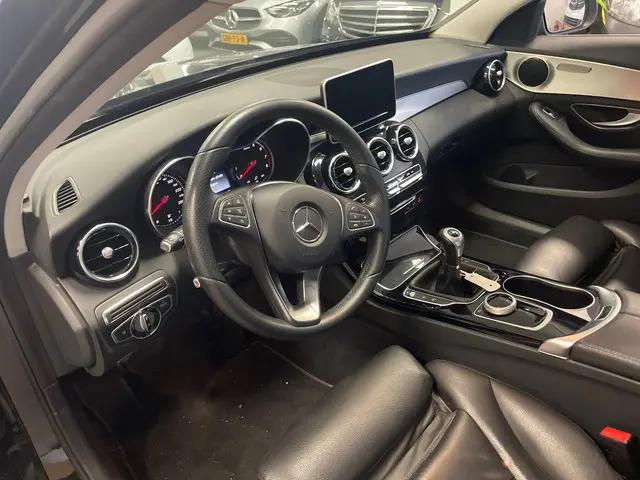 Mercedes-Benz C-Klasse 180 Lease Edition 2017 Benzine 9