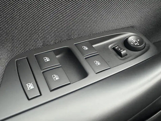 Opel Astra 1.2 Edition 2020 Benzine 29