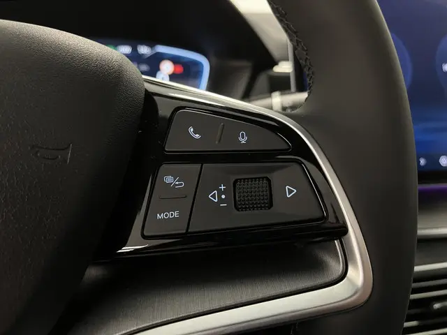 BYD SEAL U 1.5 DM-i FWD Boost 2025 Hybride Benzine 25