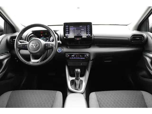 Toyota Yaris 1.5 Hybrid Dynamic 2020 Hybride Benzine 4