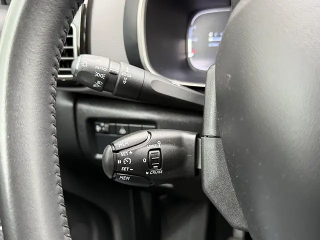 Citroën C5 Aircross 1.2 PureTech Business 2020 Benzine 32