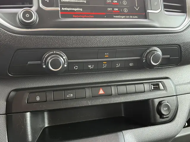 Citroën Jumpy bestel 2.0 BlueHDI 120 M Club 2021 Diesel 32