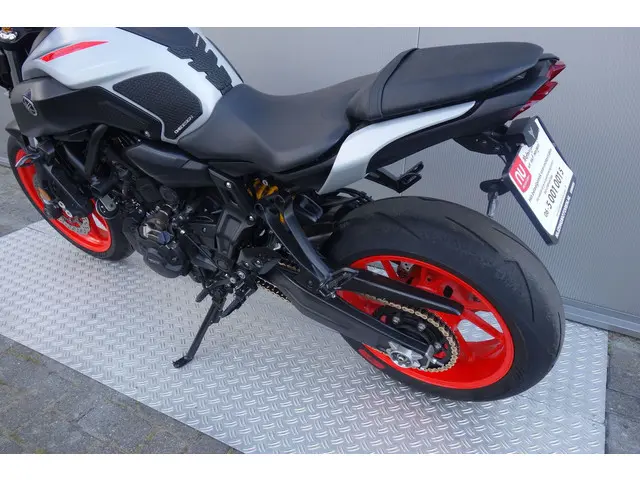 Yamaha MT 07 ABS 2019 Benzine 15