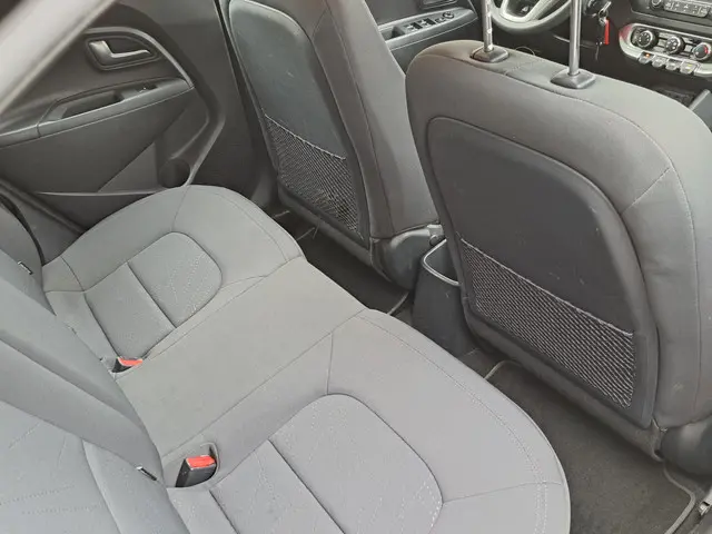 Kia Rio 1.2 CVVT Comfort Pack met Trekhaak 2014 Benzine 9