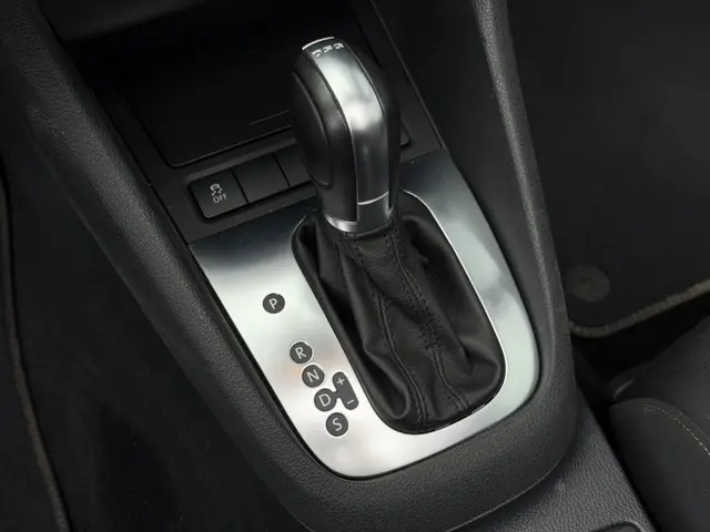 Volkswagen Golf Cabriolet 1.4 TSI Allstar 2016 Benzine 13