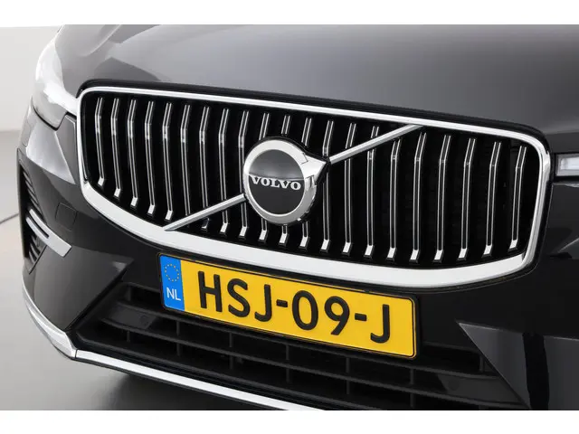 Volvo XC60 T6 Recharge Core 2022 Hybride Benzine 23