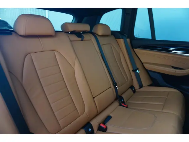 BMW X3 xDrive30e 2021 Hybride Benzine 9