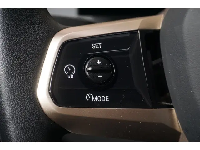 BMW iX xDrive50 2023 Elektrisch 27