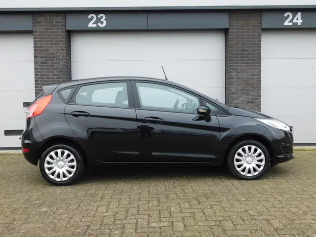 Ford Fiesta 1.0 Style 5 DRS AIRCO NAVI 2016 Benzine 3