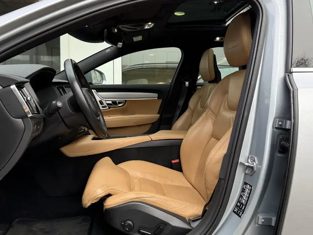 Volvo V90 2.0 T6 AWD Inscription 2016 Benzine 4