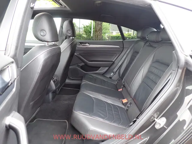 Volkswagen Arteon 2.0TSI R-LINE 2019 Benzine 11