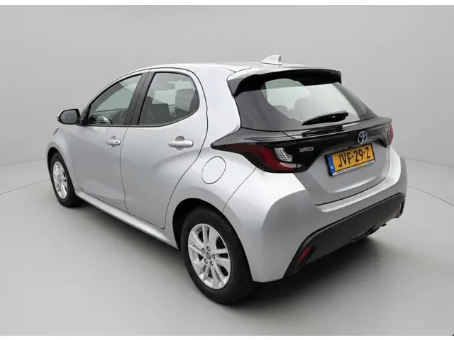 Toyota Yaris 1.5 Hybrid Comfort 2024 Hybride Benzine 5