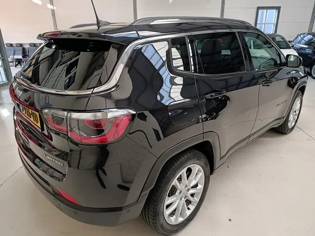 Jeep Compass 1.3T Limited 2020 Benzine 13