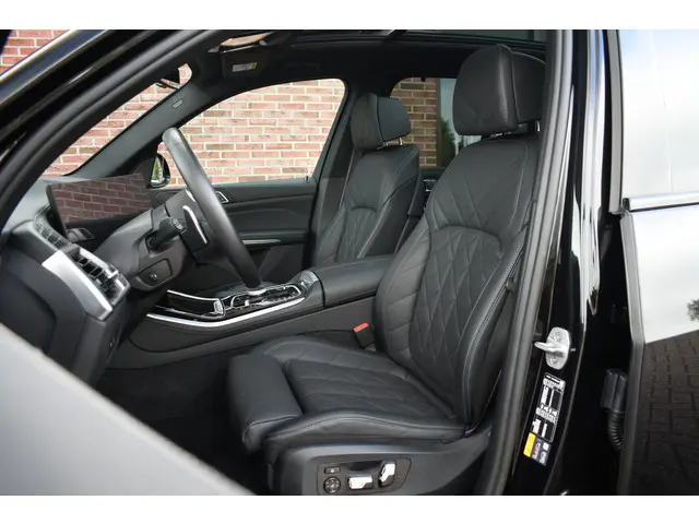 BMW X5 xDrive50e M-Sport Pro 2024 Hybride Benzine 4