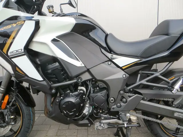 Kawasaki Versys 1100 SE 2025 Benzine 9