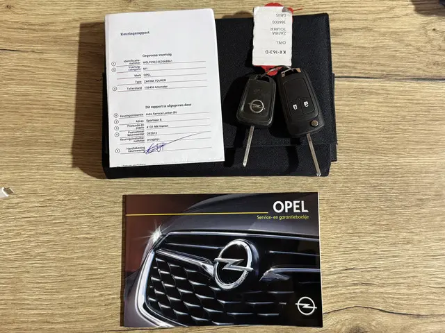 Opel Zafira Tourer 1.4 Cosmo 7p. 2014 Benzine 9