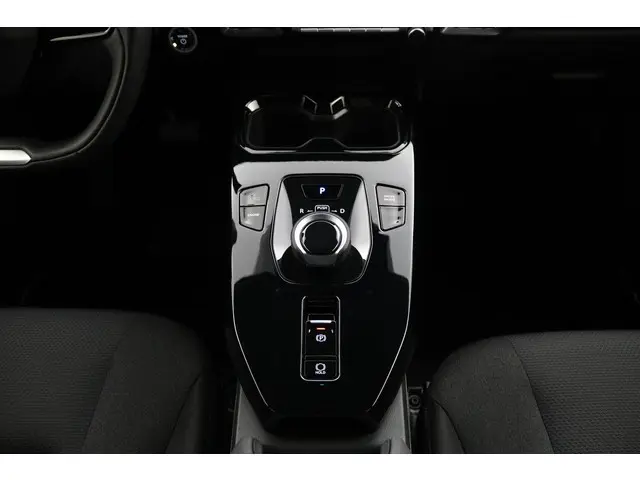 Toyota Urban Cruiser Dynamic 61 kWh 2026 Elektrisch 26