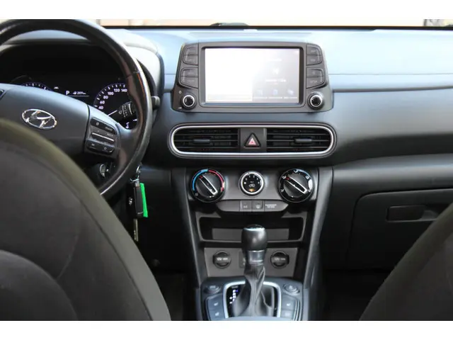 Hyundai Kona 1.6 T-GDI Essence 2018 Benzine 14