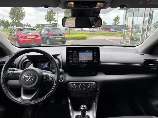 Toyota Yaris 1.5 VVT-i First Edition 2020 Benzine 11