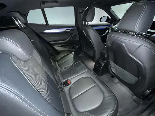 BMW X2 sDrive20i High Executive Edition 2020 Benzine 26