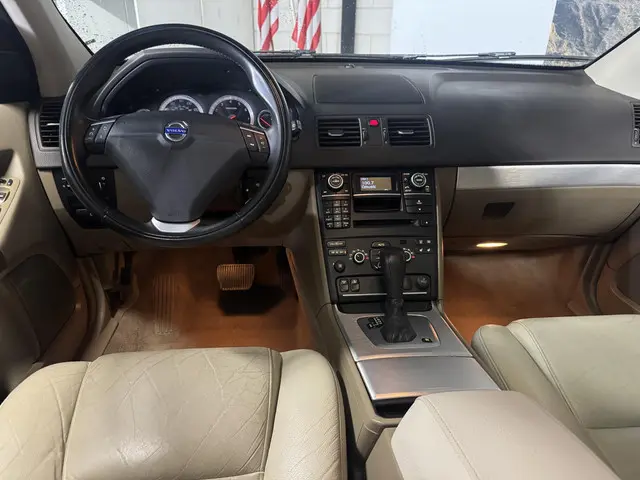 Volvo XC90 3.2 Summum 2013 Benzine 8