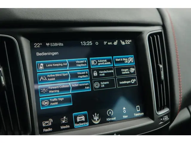 Maserati Levante Gransport 3.0 V6 D 275pk 2019 Diesel 20