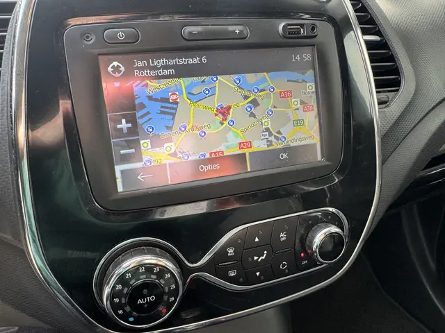 Renault Captur 1.2 TCe Dynamique 2015 Benzine 12