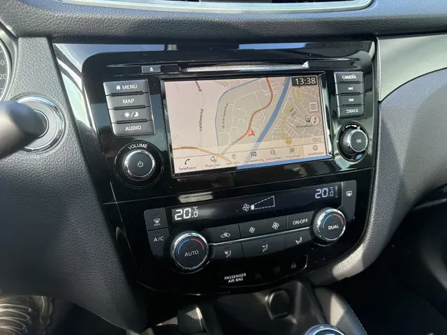 Nissan QASHQAI 1.3 DIG-T Premium Edition 2021 Benzine 14