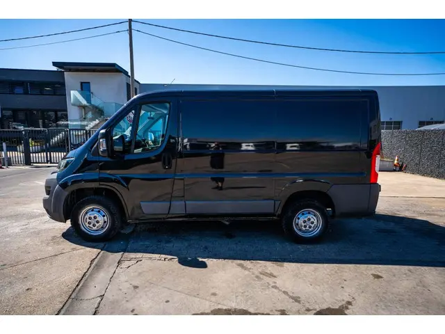 Peugeot Boxer 2.0 HDI 2017 Diesel 6