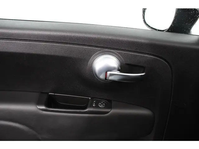 Fiat 500C 1.0 Hybrid Sport 2021 Benzine 12
