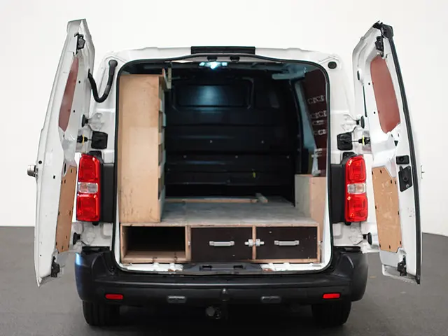 Toyota ProAce 95pk Long L3H1 2018 Diesel 3