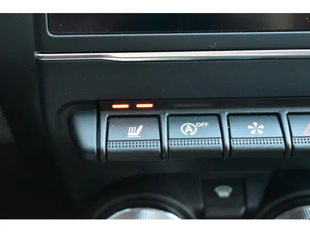 Renault Clio TCe 90 GPF techno 2024 Benzine 11