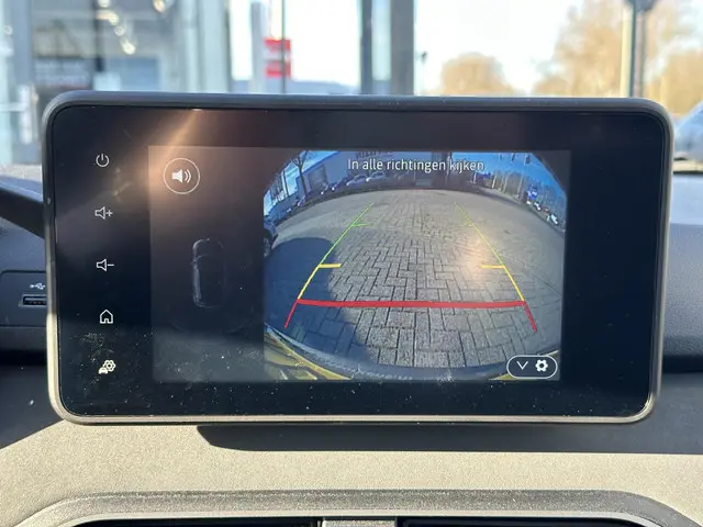 Dacia Sandero Stepway TCe 110 Extreme 2025 Benzine 18