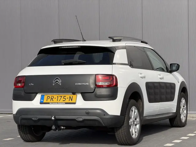 Citroën C4 Cactus 1.2 PureTech Shine 2017 Benzine 17